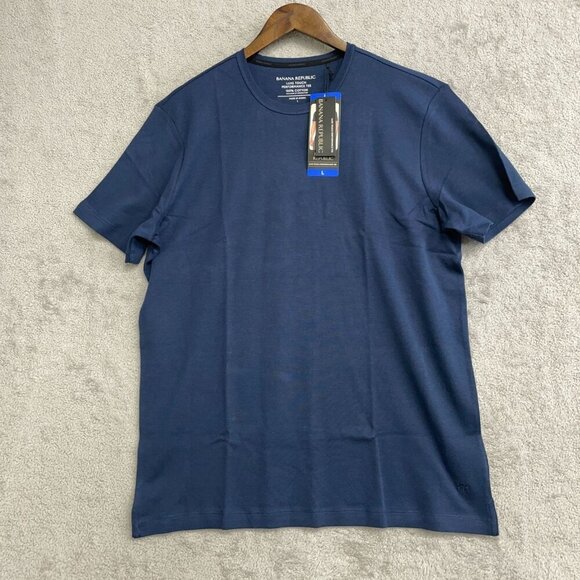 NEW Banana Republic Men's L Luxe Touch Performance T Shirt Short sleeve Blue - Picture 3 of 6